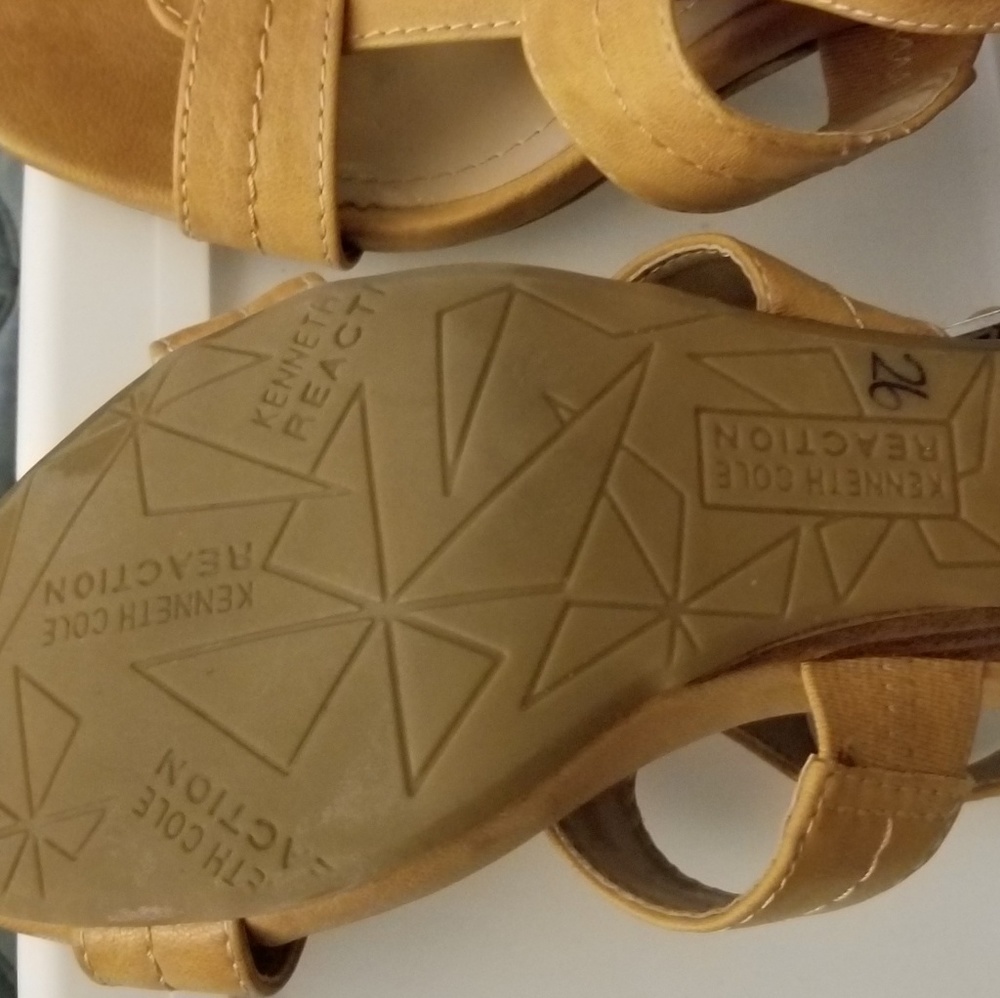 Shoes - Picture 3 of 3